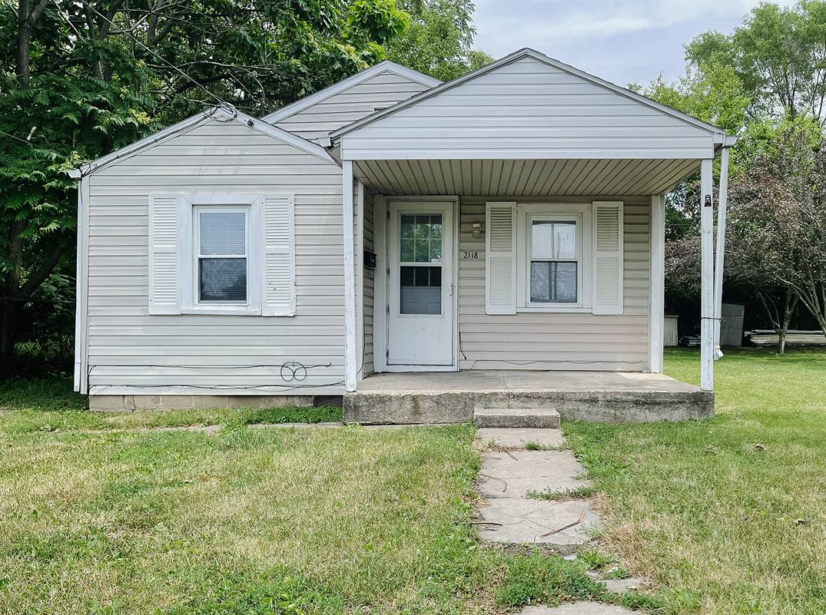 House for rent at 2118 S Penn St, Muncie, IN 47302