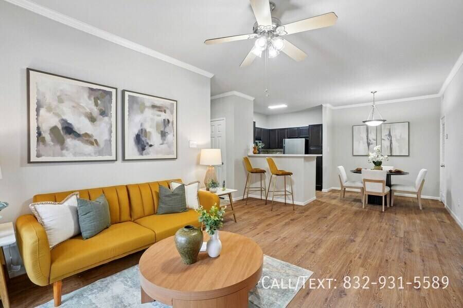 Apartment for rent at 2643 W Alabama St #INV1, Houston, TX 77098