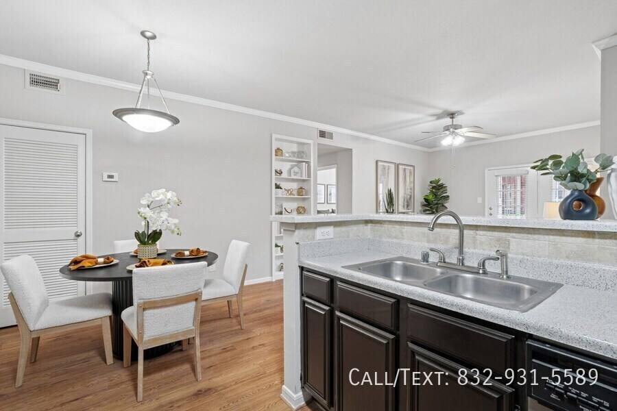 Apartment for rent at 2643 W Alabama St #INV1, Houston, TX 77098