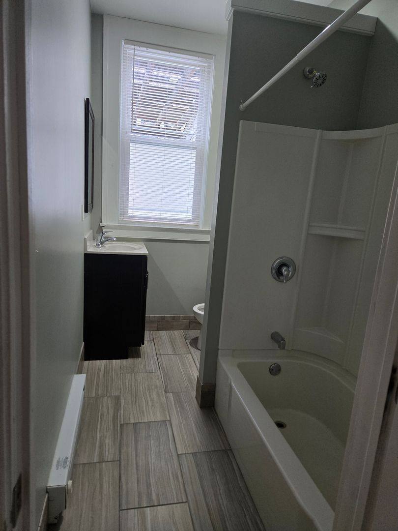 Apartment for rent at 225-227 N 12th St, Allentown, PA 18102
