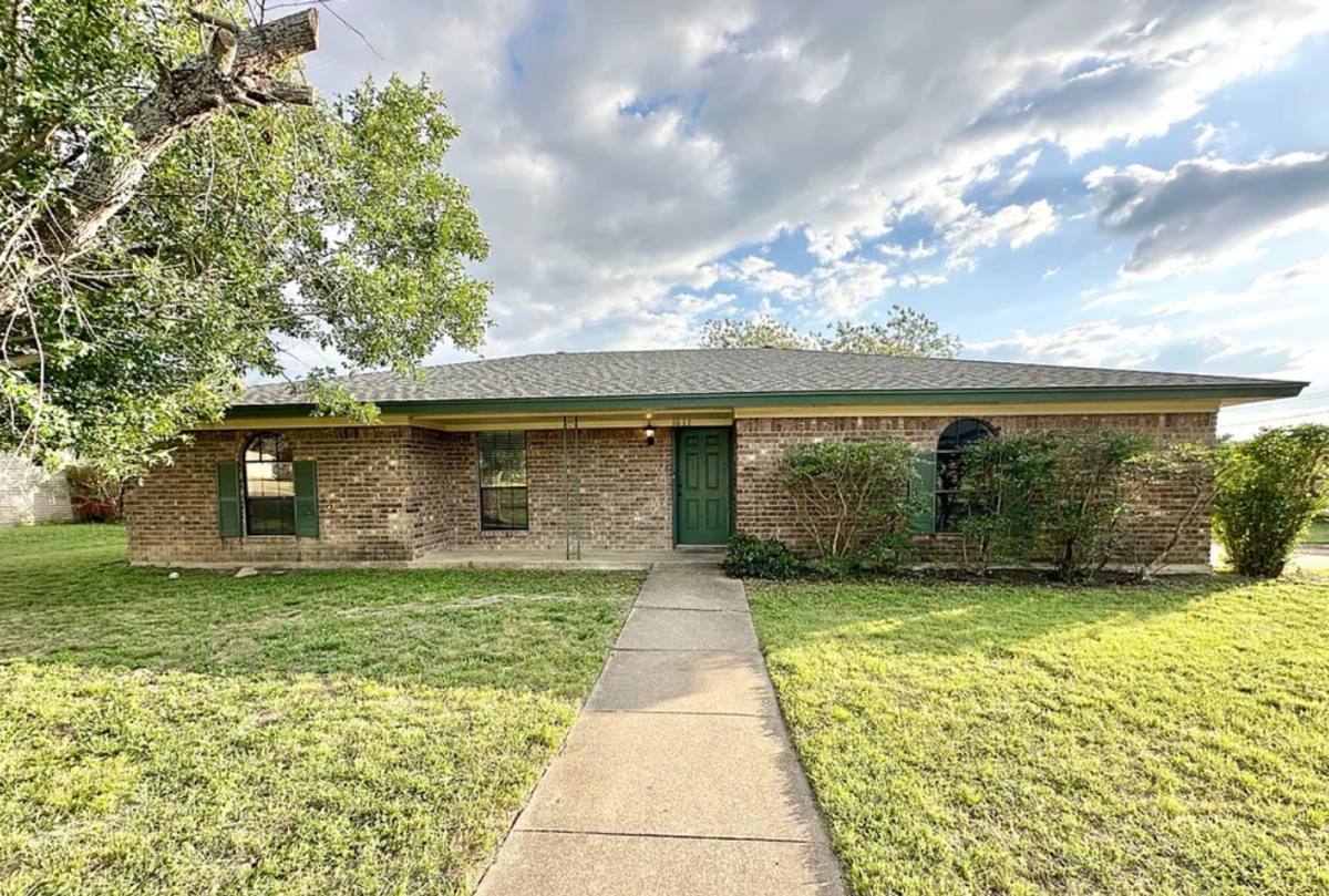 House for rent at 1017 Jackie Jo Lane, Copperas Cove, TX 76522