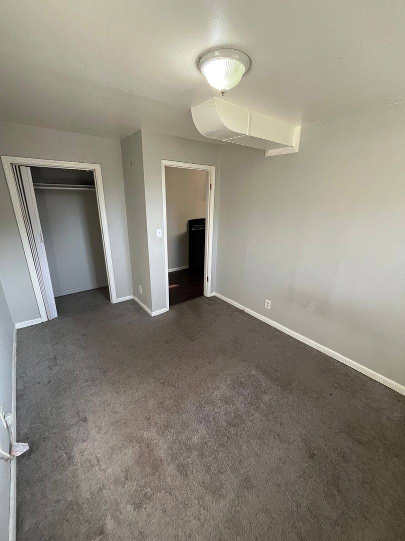 Apartment for rent at 4801 Madison Rd, Cincinnati, OH 45227