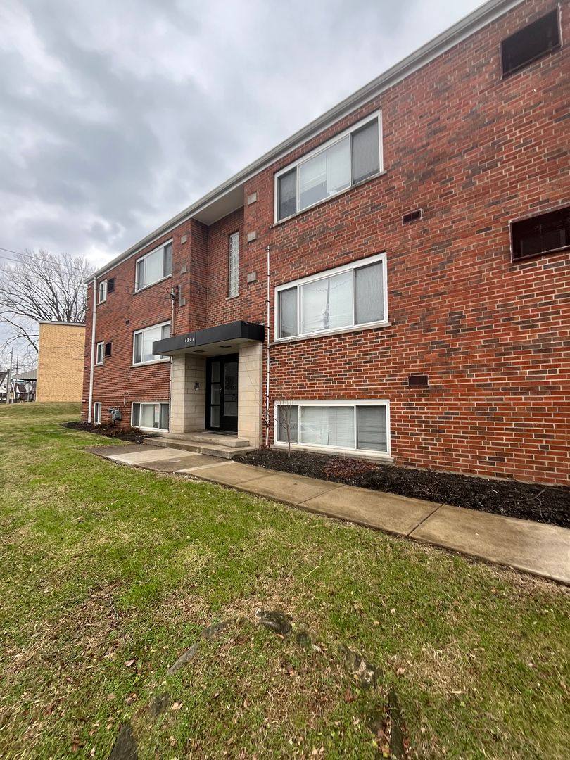 Apartment for rent at 4801 Madison Rd, Cincinnati, OH 45227