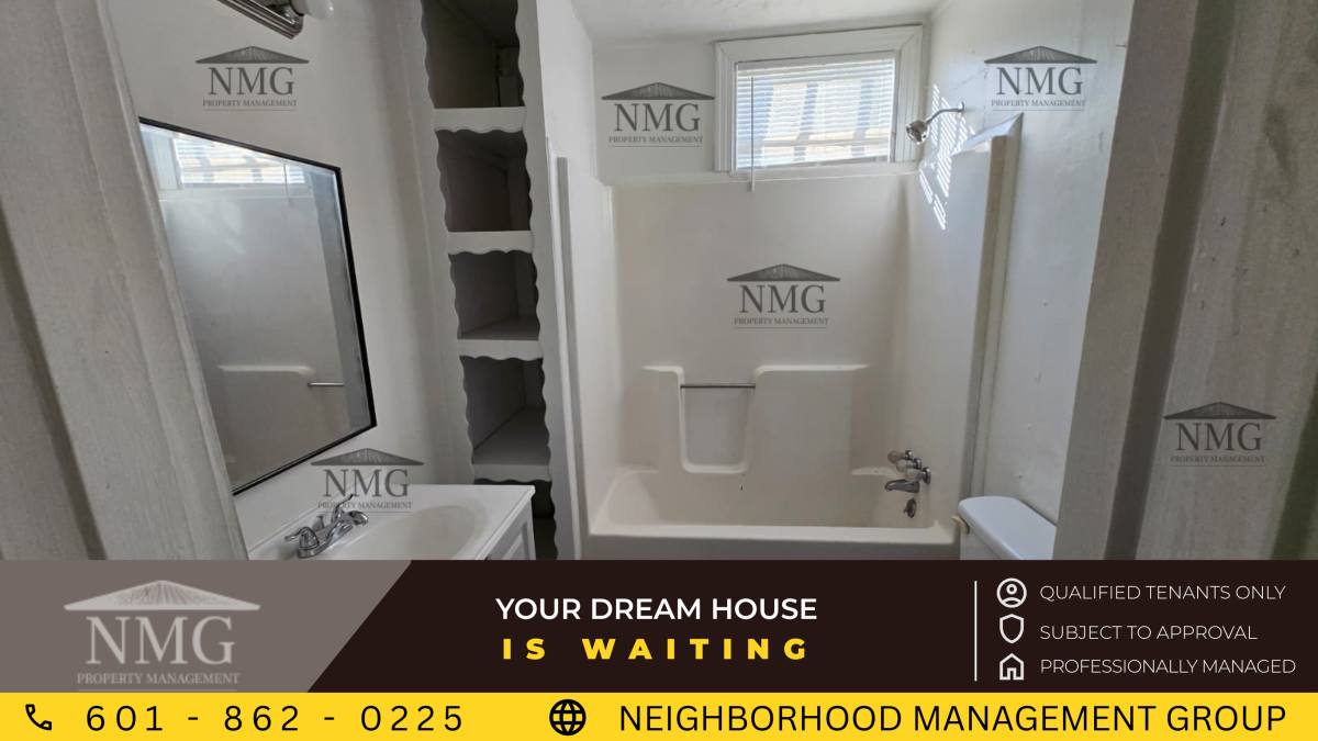 House for rent at 1457 Lakeview Ave, Jackson, MS 39212