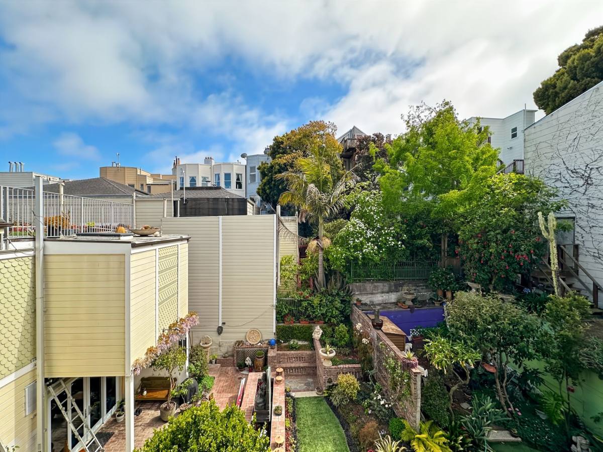 Apartment for rent at 1415 Golden Gate Ave, San Francisco, CA 94115