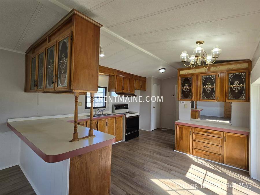 Apartment for rent at 118 E St, Pittsfield, ME 04967