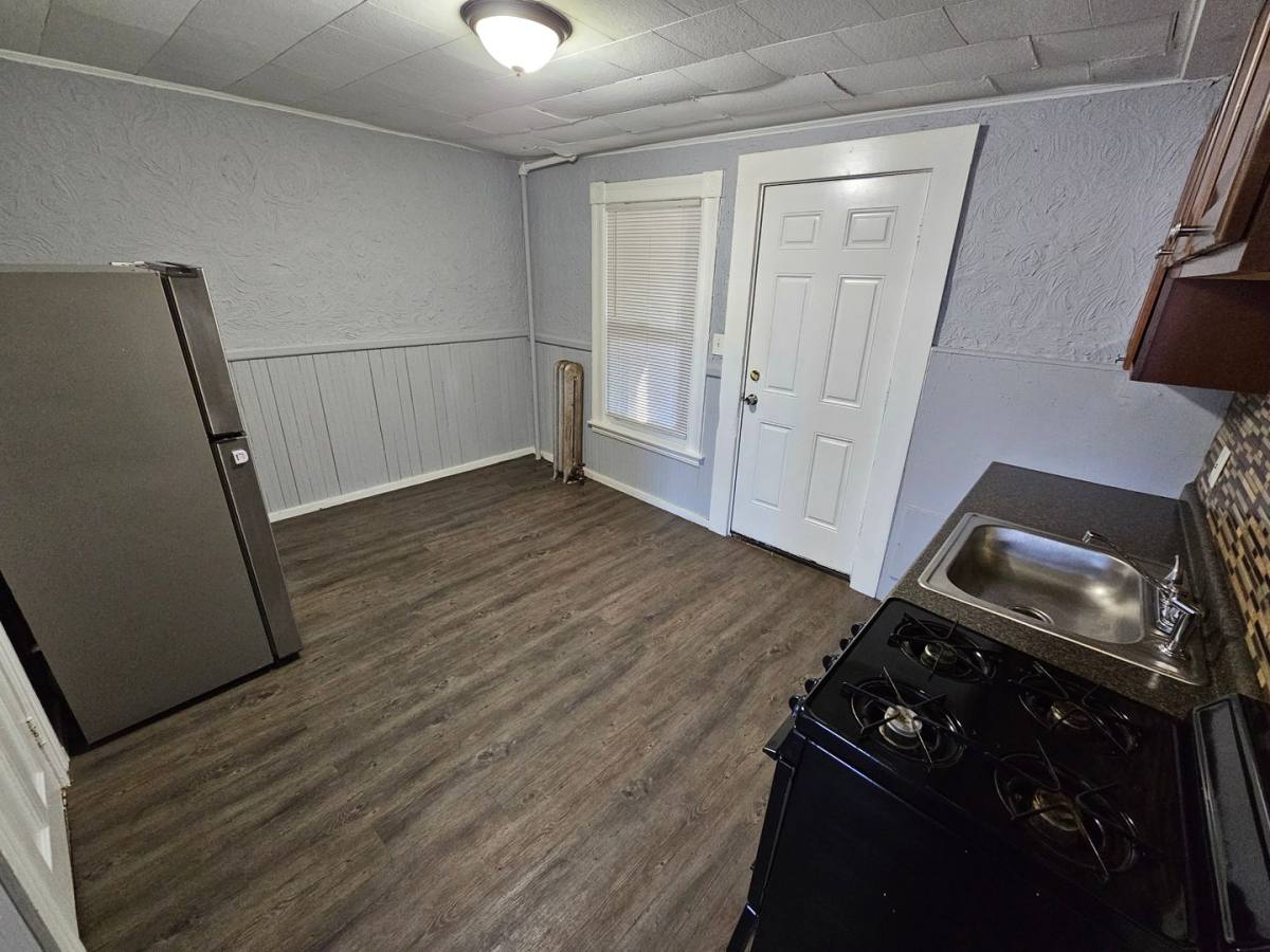 Apartment for rent at 1297 Elm St, Manchester, NH 03101