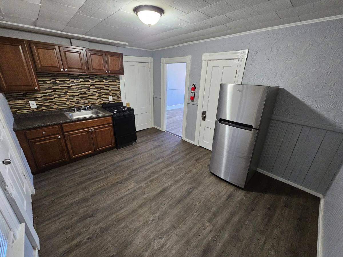 Apartment for rent at 1297 Elm St, Manchester, NH 03101