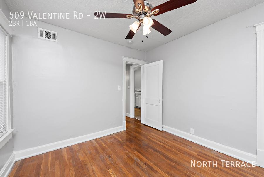 Apartment for rent at 509 Valentine Rd #2W, Kansas City, MO 64111