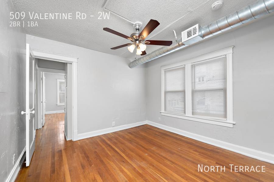 Apartment for rent at 509 Valentine Rd #2W, Kansas City, MO 64111