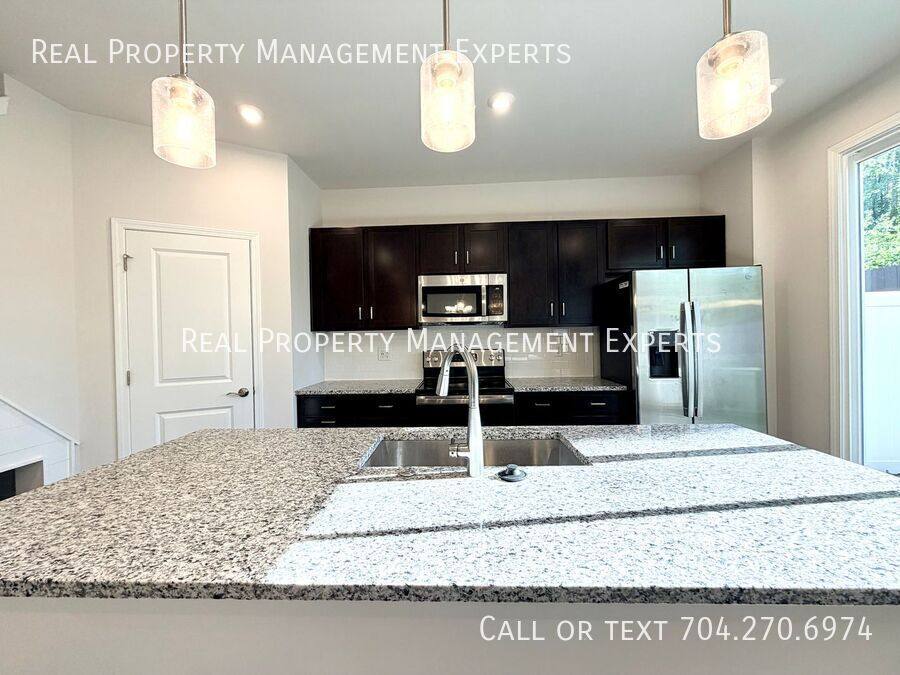 Townhouse for rent at 9300 Widden Way, Charlotte, NC 28269
