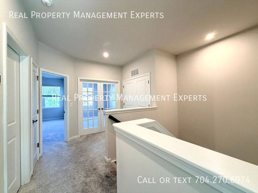Townhouse for rent at 9300 Widden Way, Charlotte, NC 28269