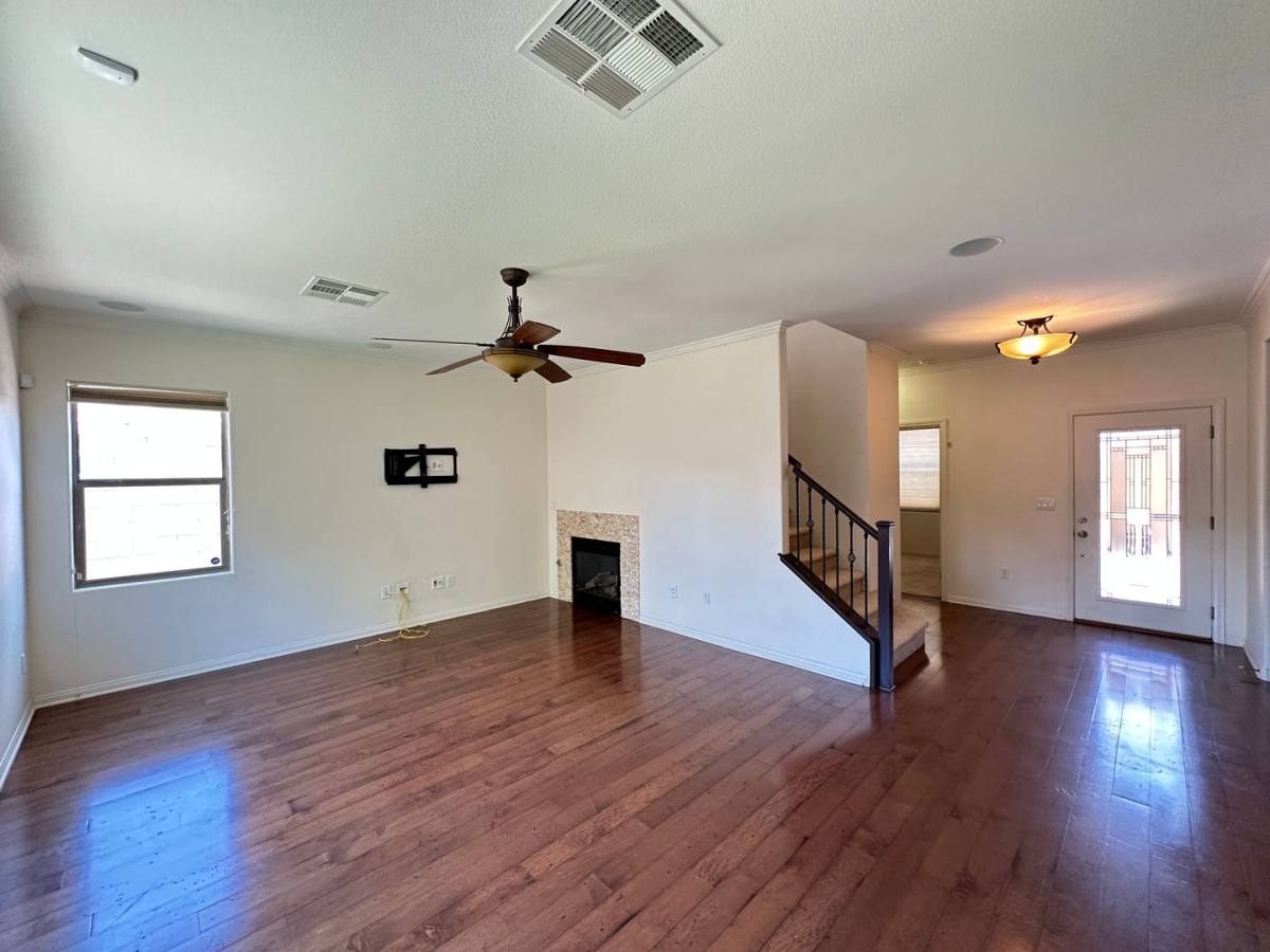 House for rent at 5523 Candle Pine Way, Las Vegas, NV 89135
