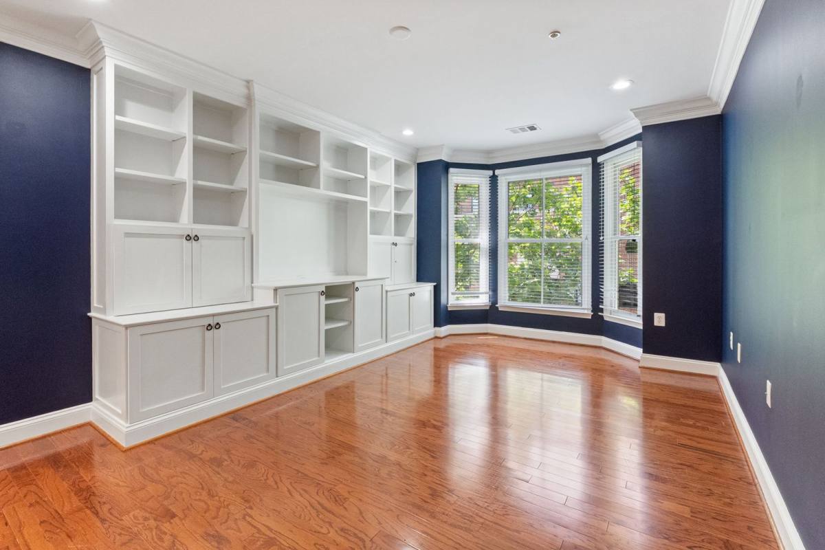 Apartment for rent at 1115 Cameron St, Alexandria, VA 22314
