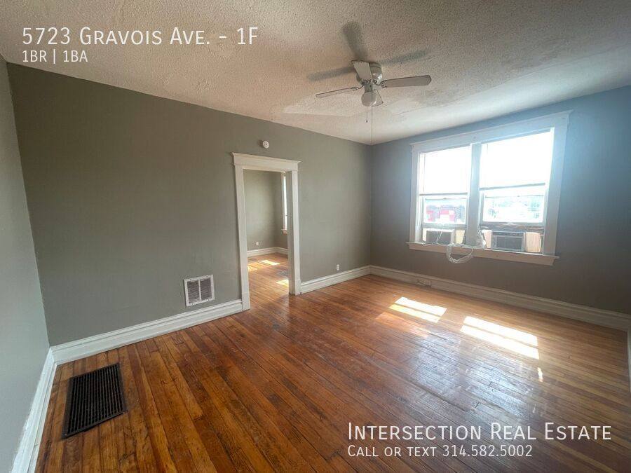 Apartment for rent at 5723 Gravois Ave #1F, Saint Louis, MO 63116