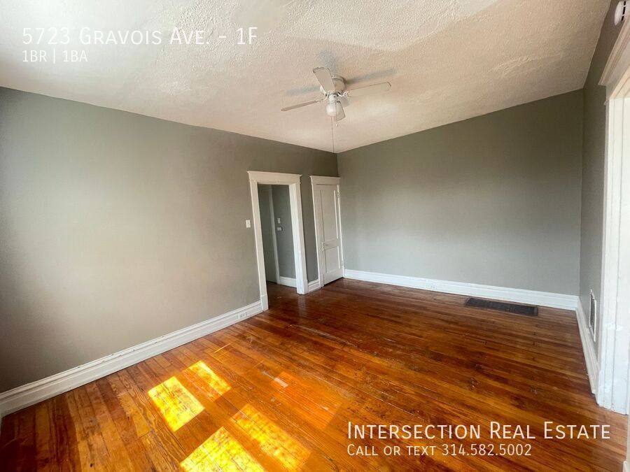 Apartment for rent at 5723 Gravois Ave #1F, Saint Louis, MO 63116