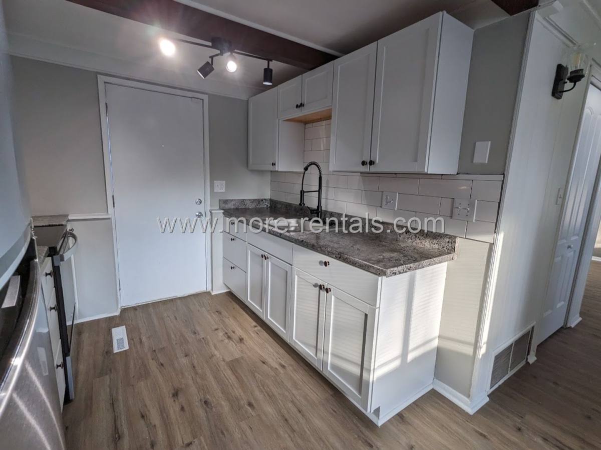 House for rent at 1584 Southfield Dr, Columbus, OH 43207