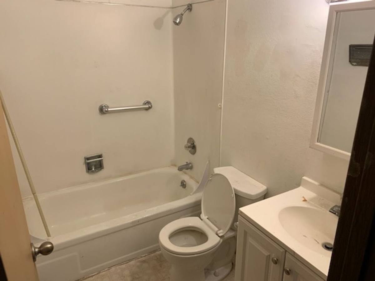 Apartment for rent at 7719 SE Harold St, Portland, OR 97206
