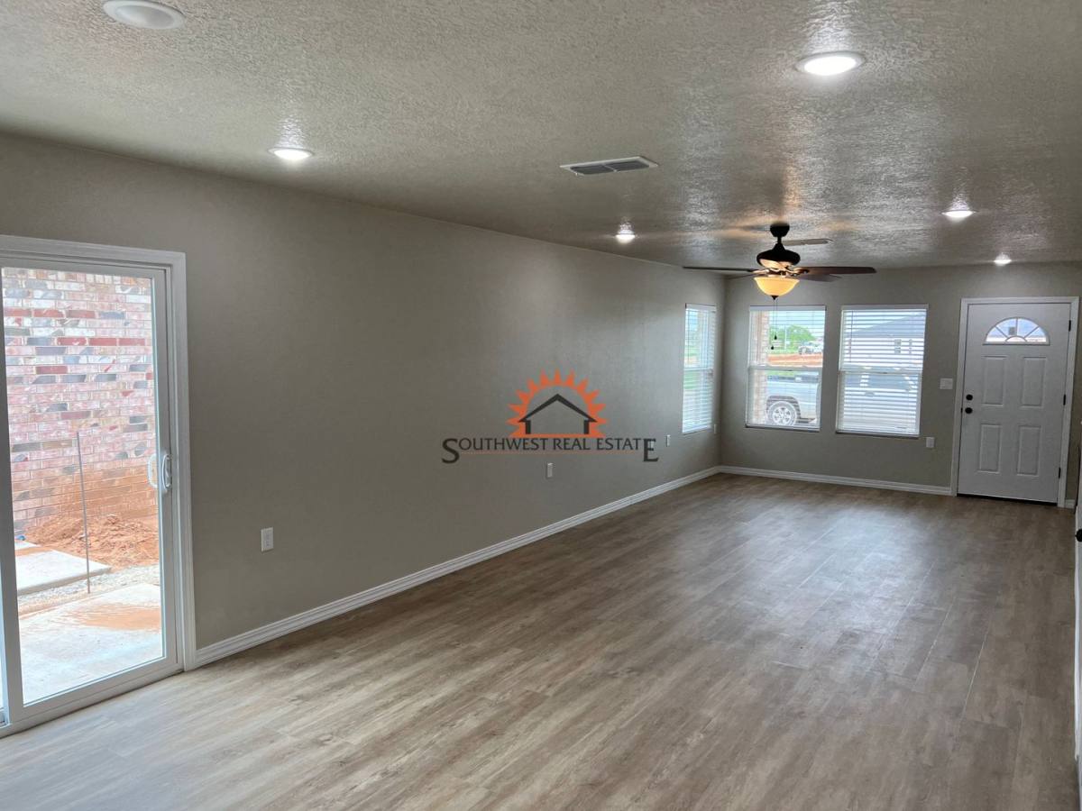 Apartment for rent at 1328 Sonora Rd, Clovis, NM 88101
