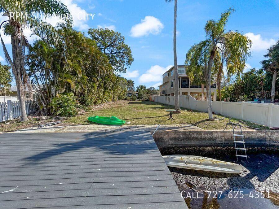 House for rent at 3033 Pineview Dr, Holiday, FL 34691