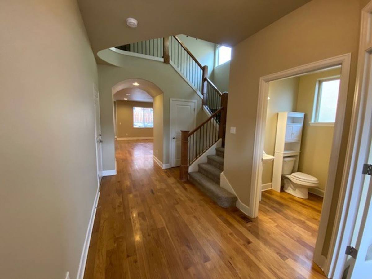 House for rent at 61259 Morning Tide Place, Bend, OR 97702