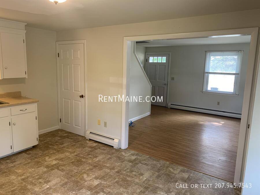 Townhouse for rent at 232 Mount Hope Ave, Bangor, ME 04401