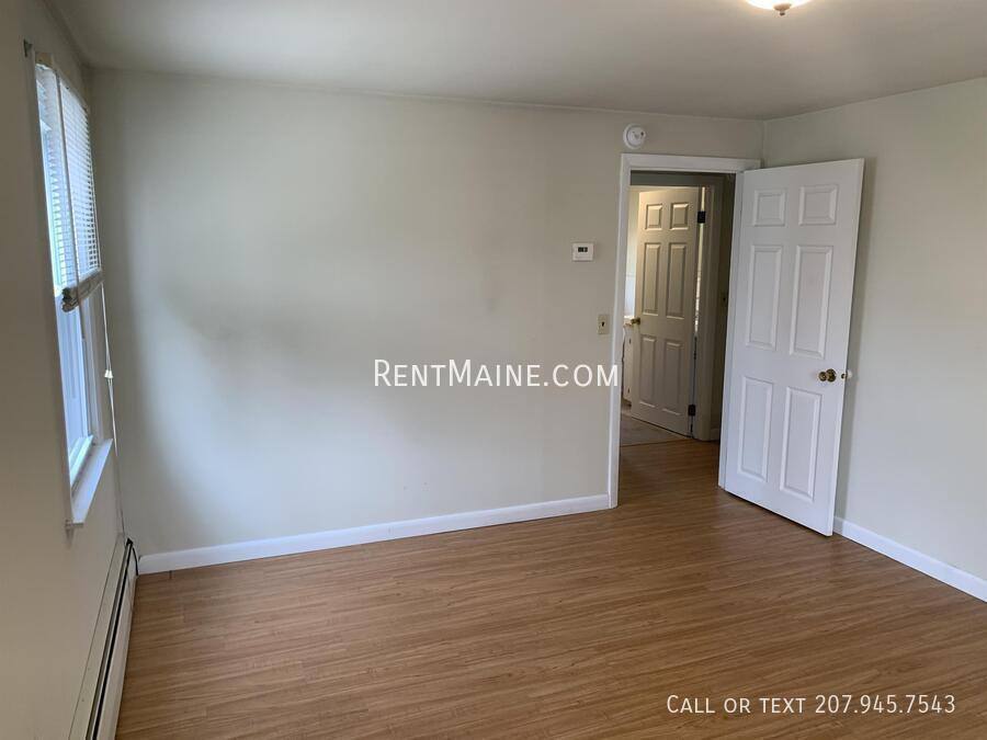 Townhouse for rent at 232 Mount Hope Ave, Bangor, ME 04401