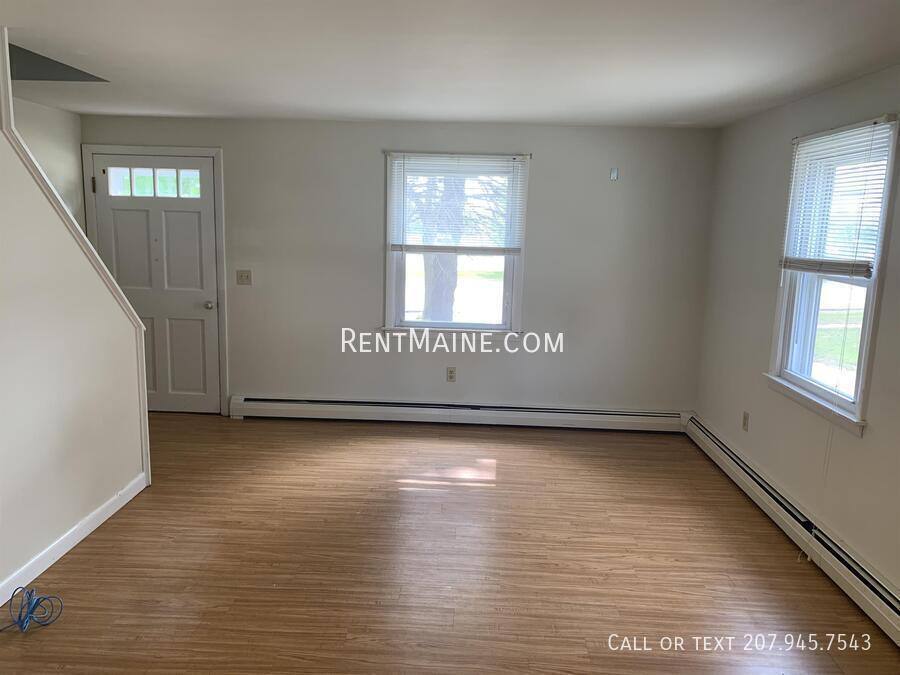 Townhouse for rent at 232 Mount Hope Ave, Bangor, ME 04401