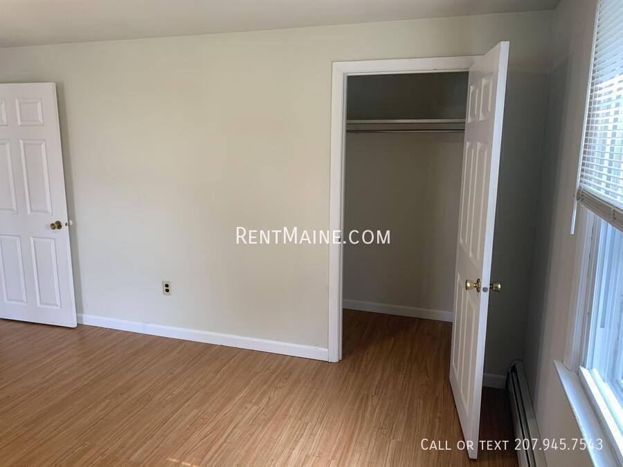 Townhouse for rent at 232 Mount Hope Ave, Bangor, ME 04401
