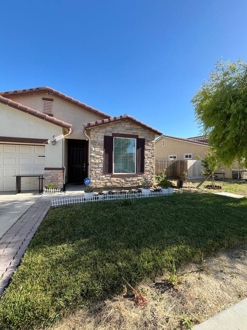 House for rent at 2487 N Mountainside Dr, Los Banos, CA 93635