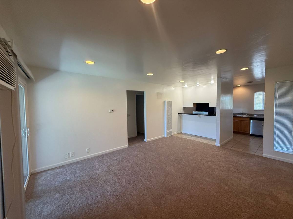 Apartment for rent at 409 Taylor St, Fairfield, CA 94533