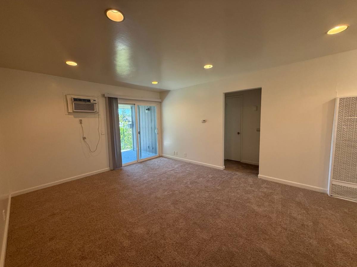 Apartment for rent at 409 Taylor St, Fairfield, CA 94533
