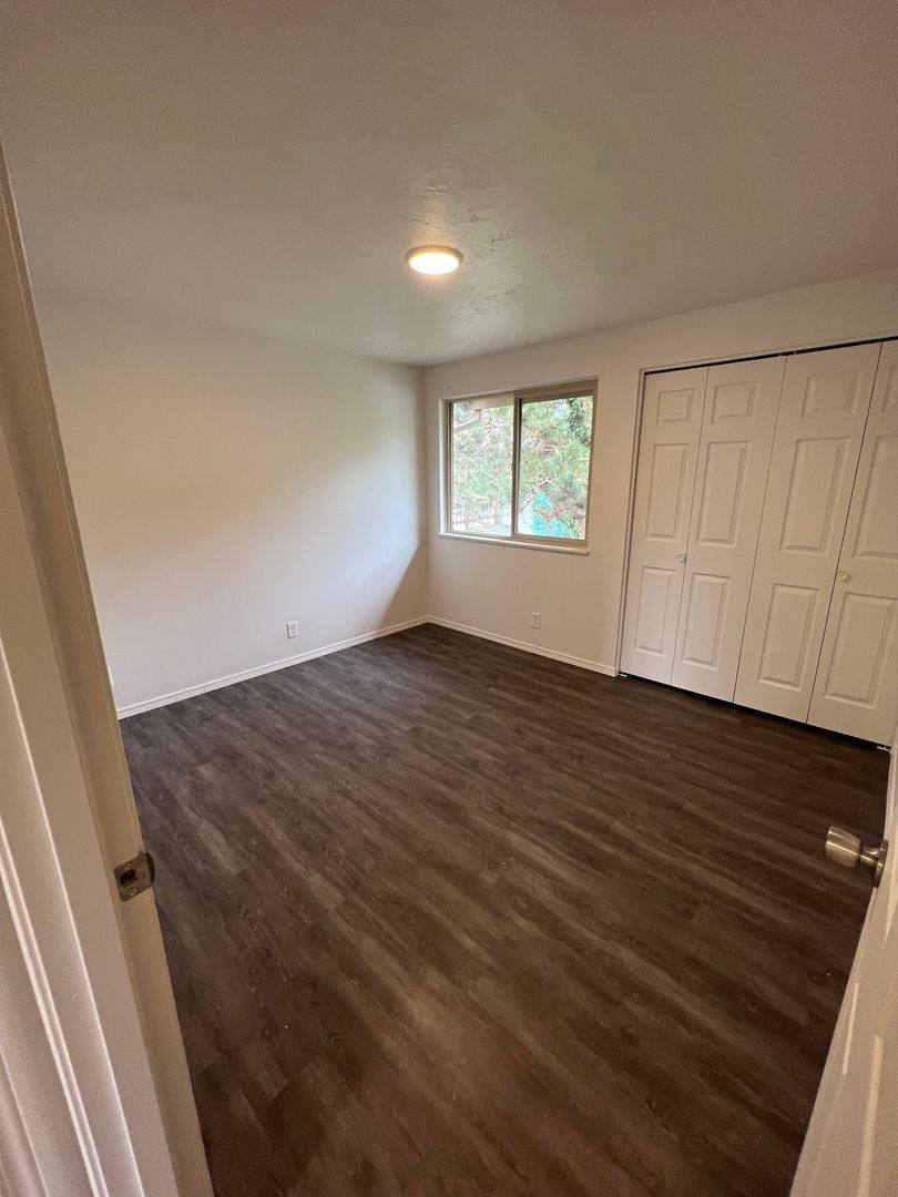 Apartment for rent at 850 W 12th Ave, Eugene, OR 97402