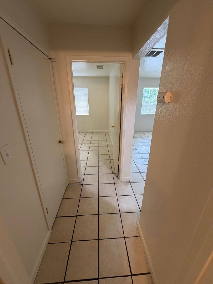 Apartment for rent at 144 - 148 W, Merced, CA 95340