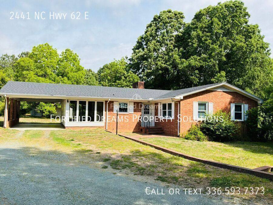 House for rent at 2441 Nc Highway 62 E, Julian, NC 27283