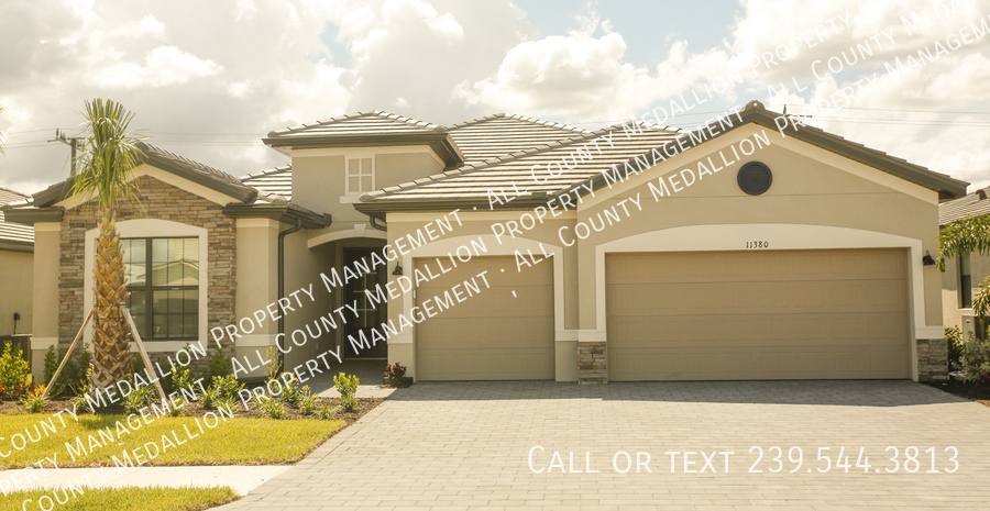 House for rent at 11380 Canopy Loop, Fort Myers, FL 33913