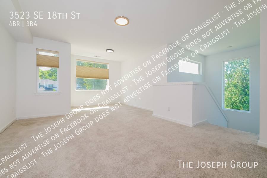House for rent at 3523 SE 18th St, Renton, WA 98058