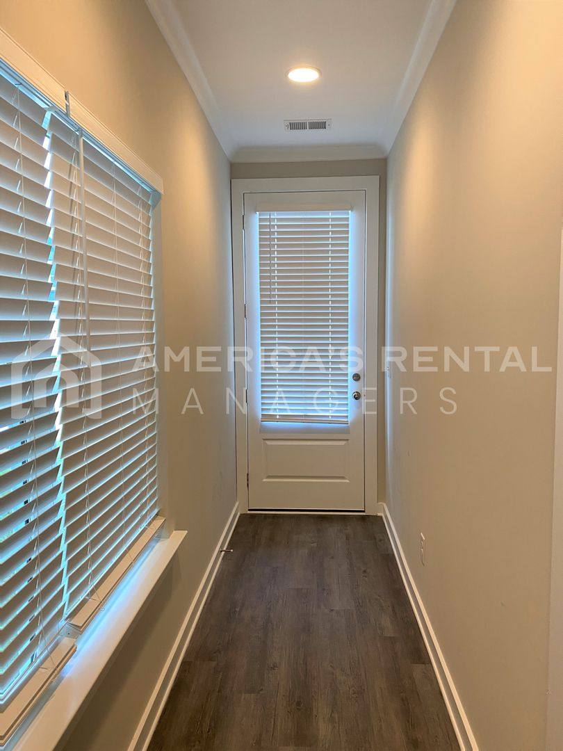 House for rent at 224 Creek Run Way, Calera, AL 35040