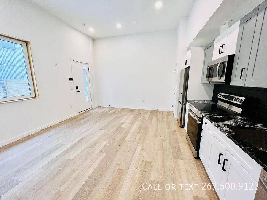 Apartment for rent at 1309-11 Hope St #1, Philadelphia, PA 19122