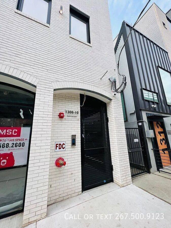 Apartment for rent at 1309-11 Hope St #1, Philadelphia, PA 19122