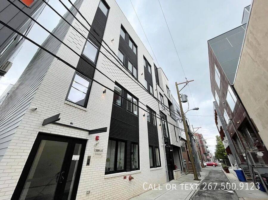 Apartment for rent at 1309-11 Hope St #1, Philadelphia, PA 19122