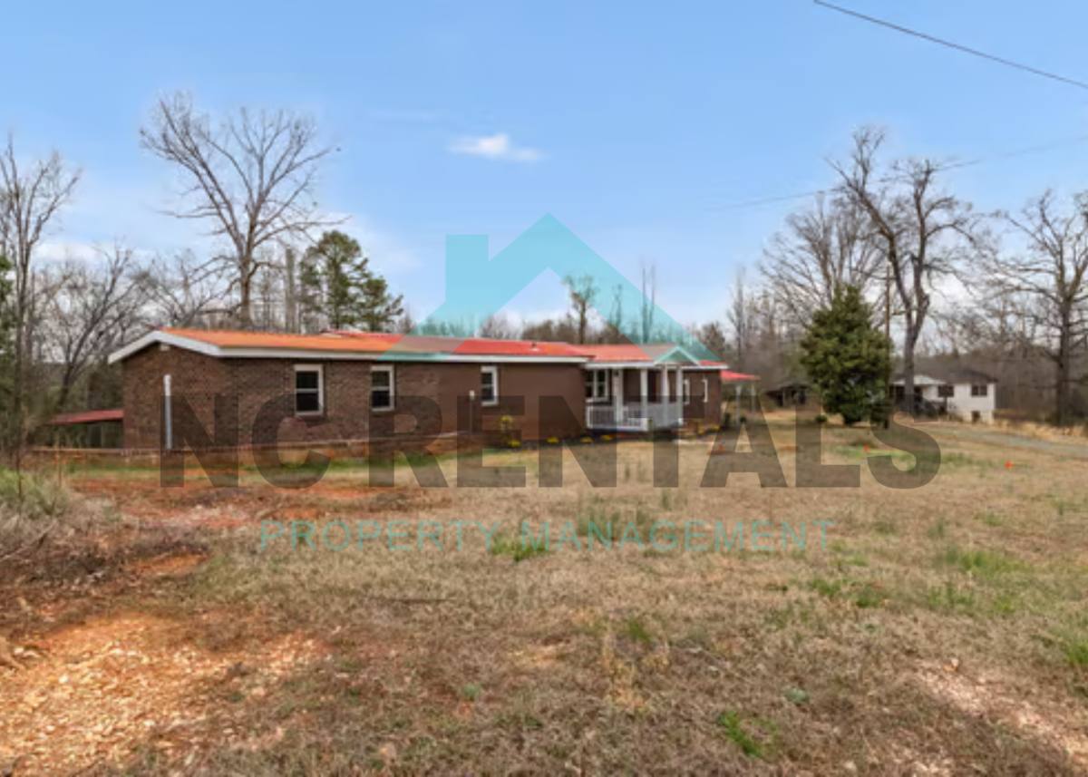 House for rent at 4422 State Highway 49 S, Asheboro, NC 27205