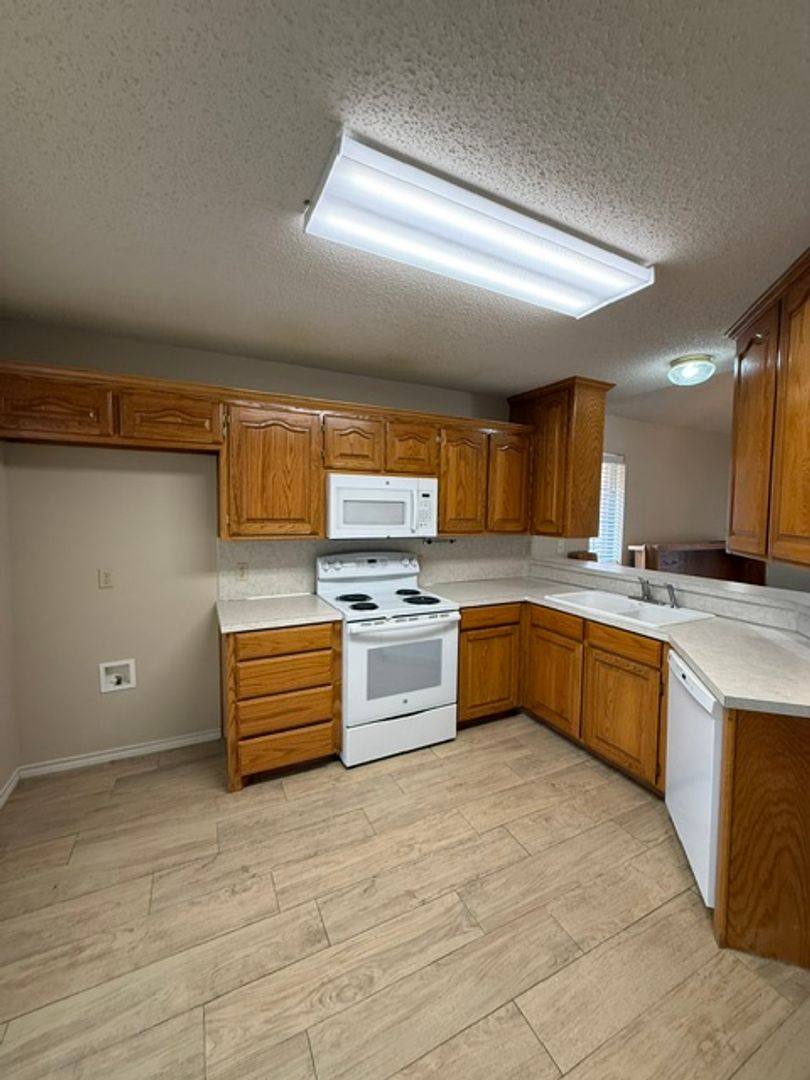 House for rent at 1097 Lytle Creek Dr, Abilene, TX 79602