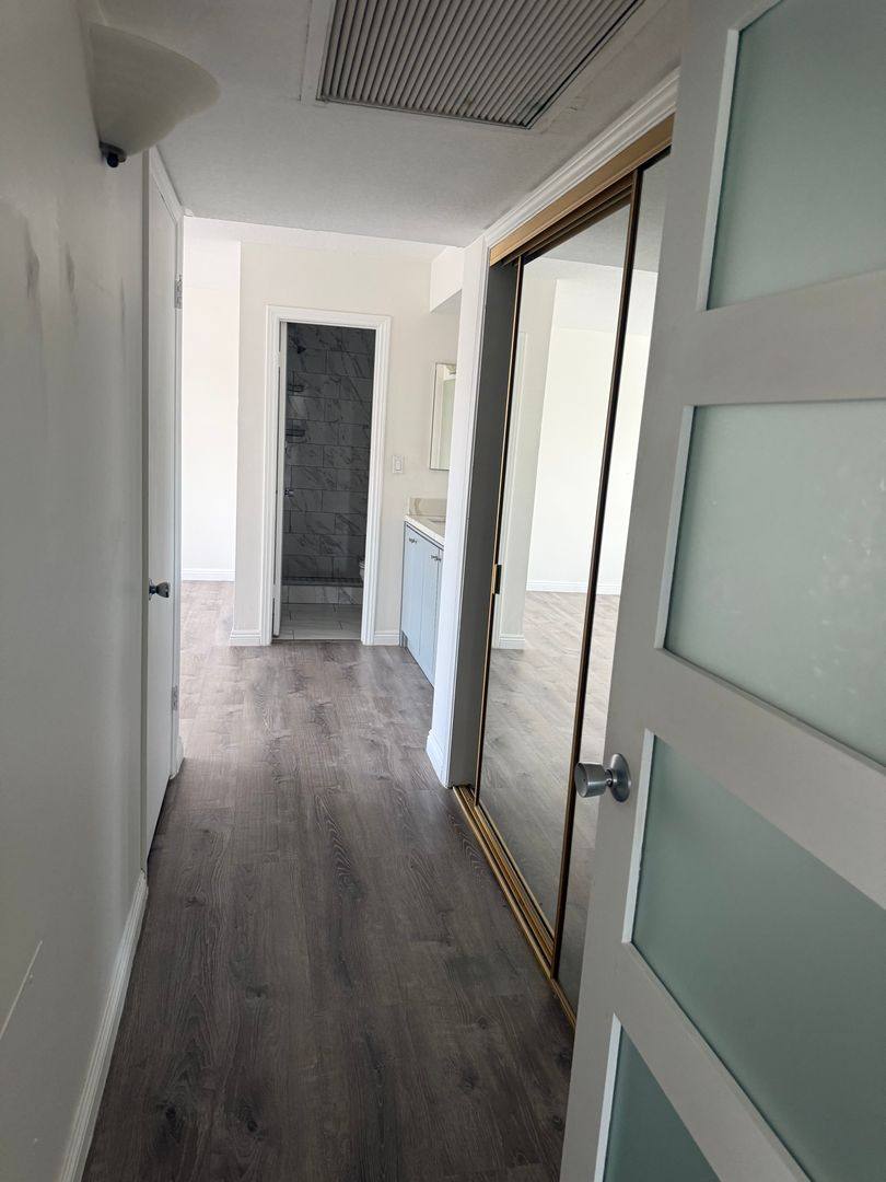 Apartment for rent at 4646 Natick Ave, Sherman Oaks, CA 91403