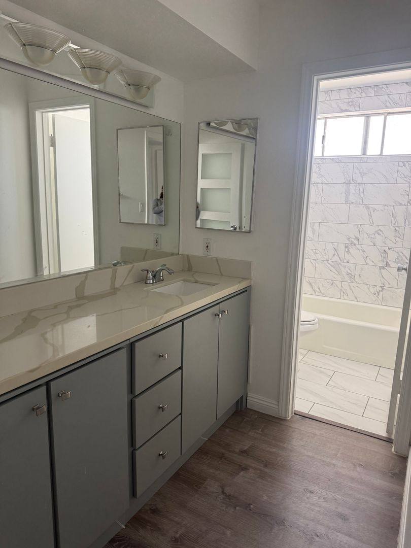 Apartment for rent at 4646 Natick Ave, Sherman Oaks, CA 91403