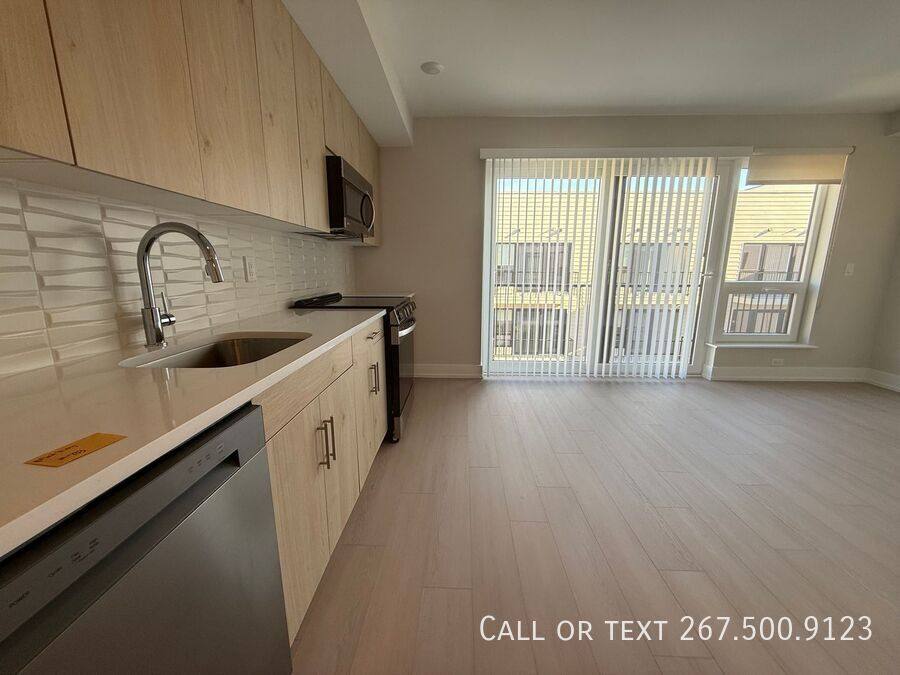 Apartment for rent at 922 N Broad St #2S, Philadelphia, PA 19130