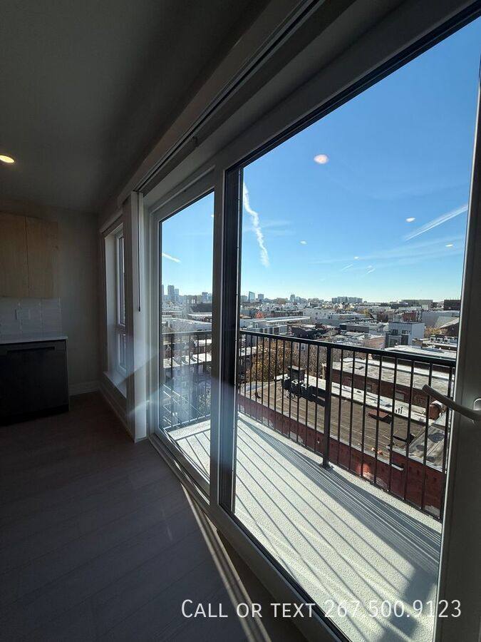 Apartment for rent at 922 N Broad St #2S, Philadelphia, PA 19130