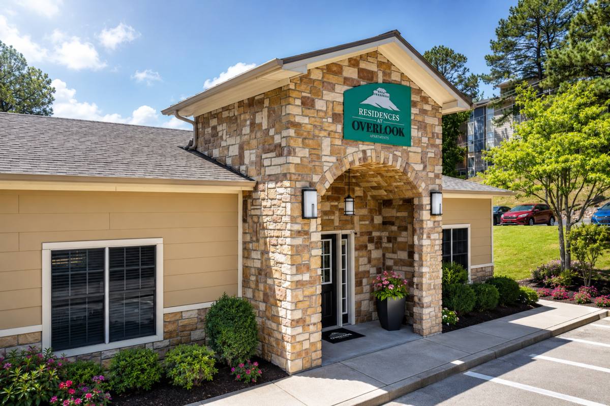 Apartment for rent at 11300 Mesa Dr, Little Rock, AR 72211