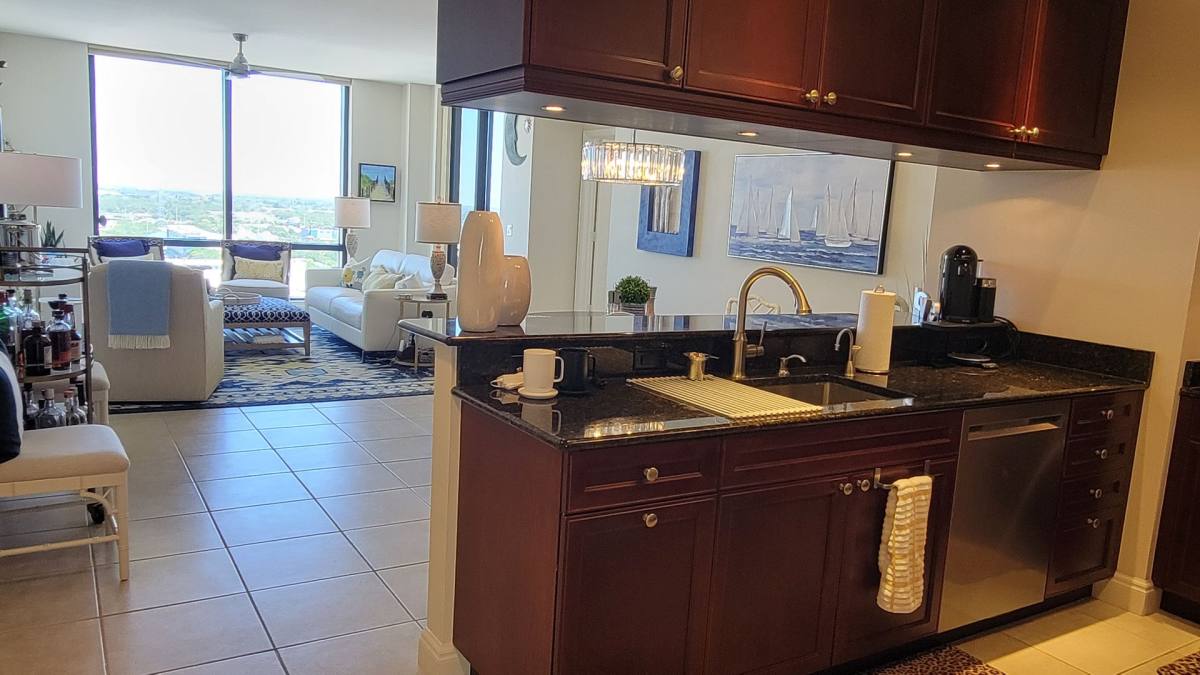 Condo for rent at 50 Central Ave, Sarasota, FL 34236