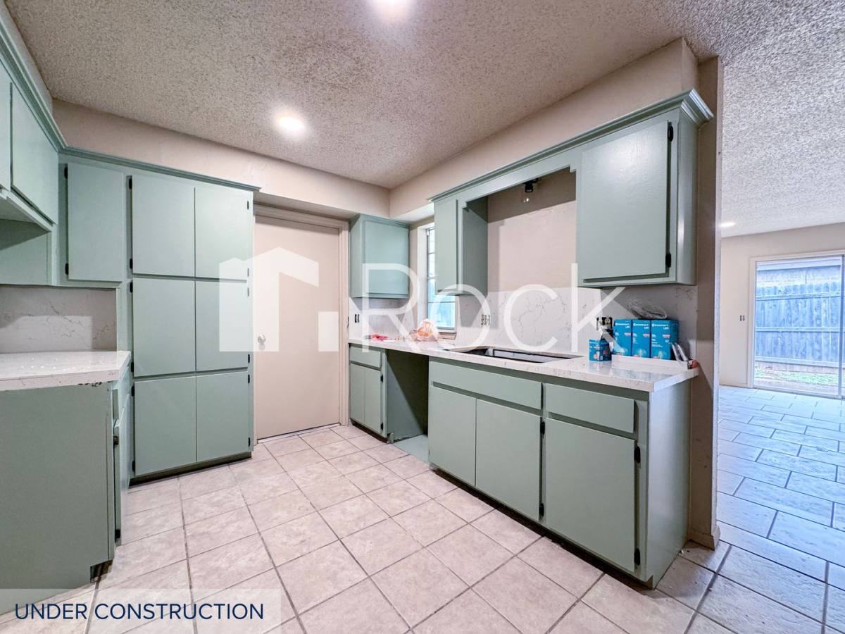 Apartment for rent at 7024 Woodlake Dr, Oklahoma City, OK 73132